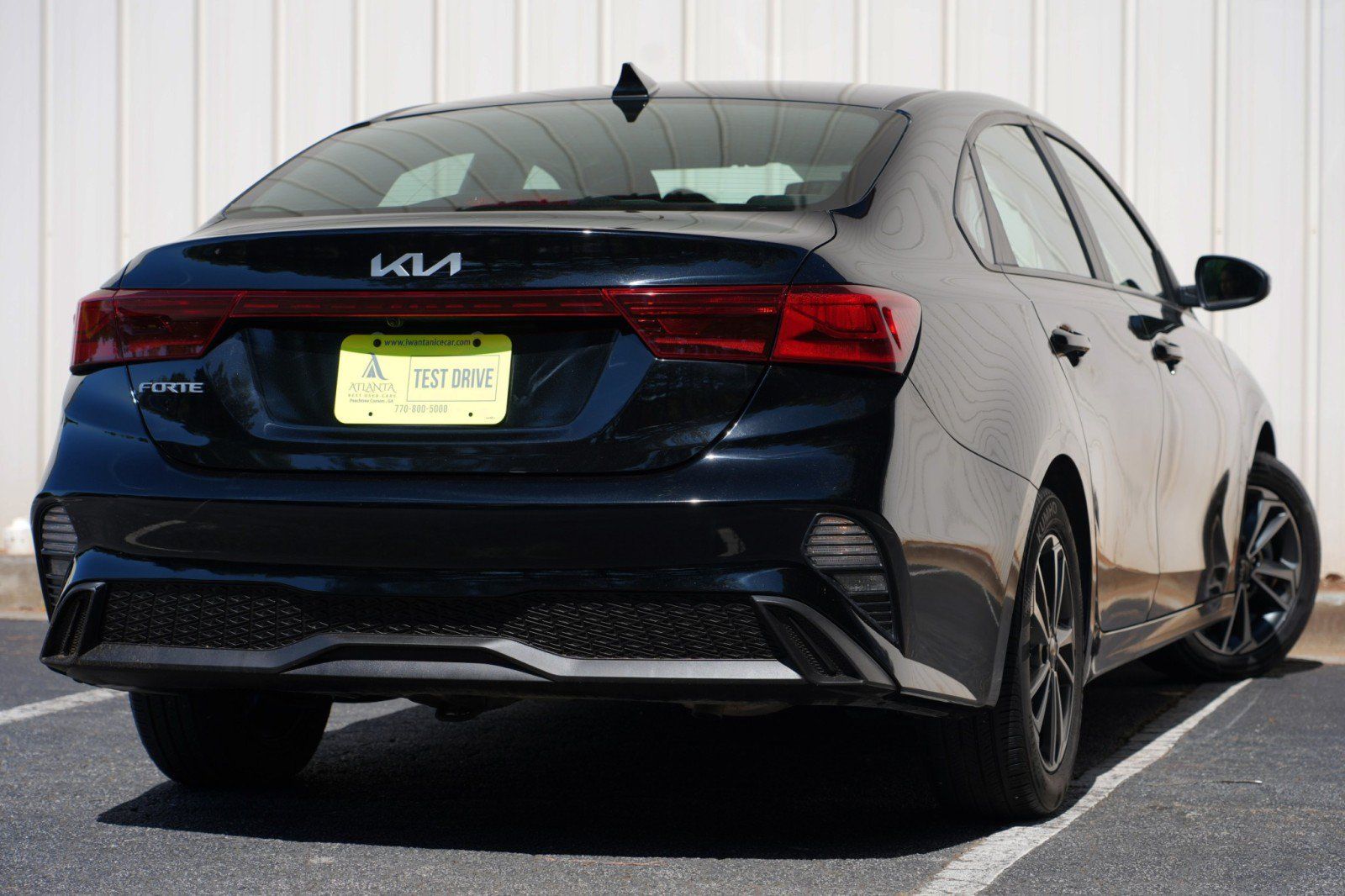 Used 2024 Kia Forte LXS FWD image 4