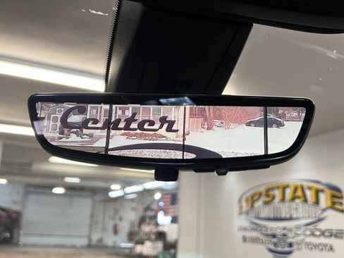 Used 2023 Cadillac XT6 Premium Luxury w/ Technology Package image 23