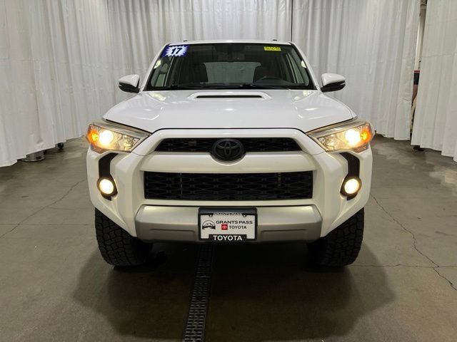 Used 2017 Toyota 4Runner TRD Off-Road Premium AWD/4WD image 8
