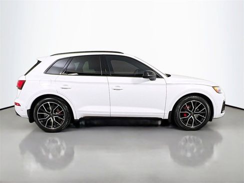 Used 2023 Audi SQ5 Prestige w/ Prestige Package image 8