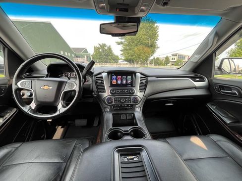 Used 2016 Chevrolet Tahoe LT w/ Luxury Package AWD/4WD image 15