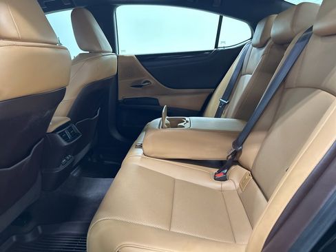 Used 2019 Lexus ES 350 image 25