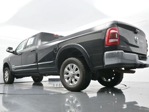 Used 2022 RAM 3500 Limited AWD/4WD image 46
