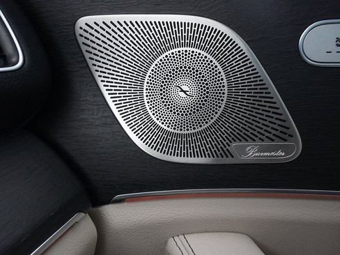 Used 2021 Mercedes-Benz GLS 580 4MATIC w/ Exclusive Trim Package image 67