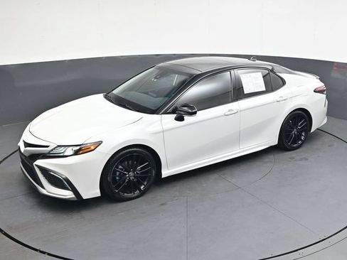 Used 2023 Toyota Camry XSE FWD image 28