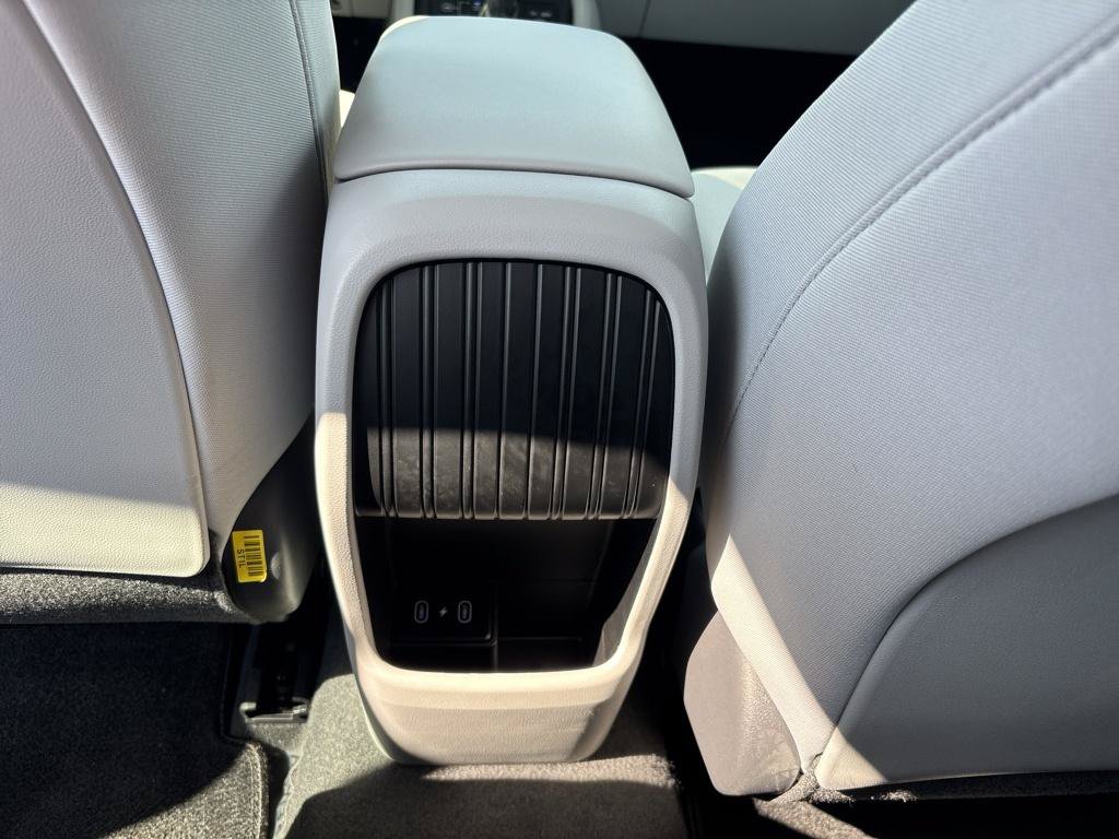 Certified 2026 Hyundai Kona SE AWD/4WD image 8