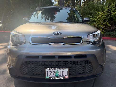 Used 2016 Kia Soul FWD image 9