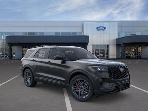 New 2026 Ford Explorer ST w/ Sun And Sound Package image 7