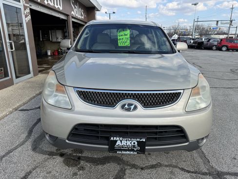 Used 2008 Hyundai Veracruz GLS image 3