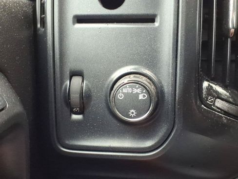 Used 2016 Chevrolet Silverado 2500 W/T RWD image 12