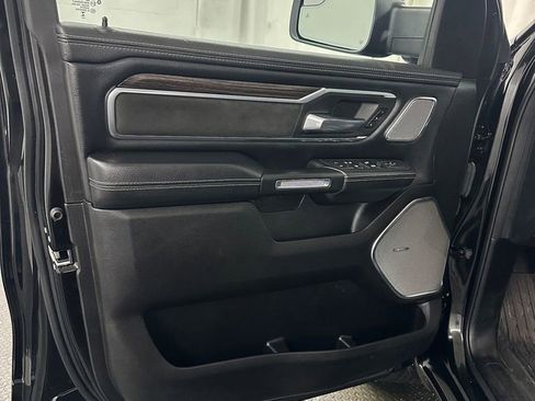 Used 2025 RAM 1500 Laramie w/ Night Edition AWD/4WD image 8