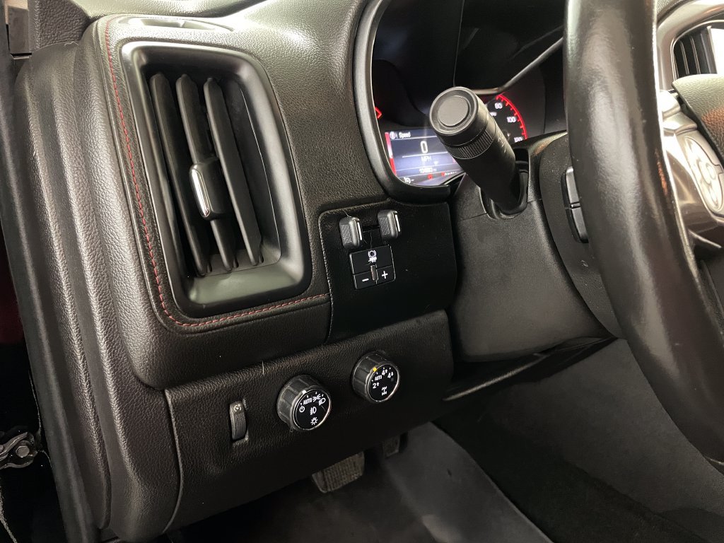 Used 2016 GMC Canyon SLE w/ All Terrain Package AWD/4WD image 26