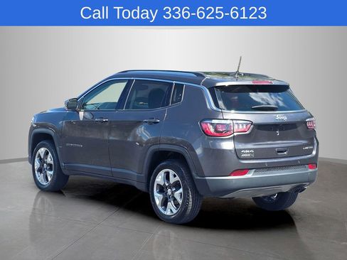 Used 2019 Jeep Compass Limited w/ Safety & Security Group AWD/4WD image 3