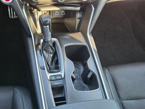 Used 2022 Honda Accord Sport image 32