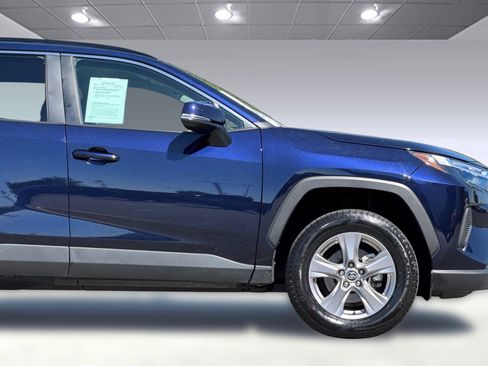 Used 2025 Toyota RAV4 XLE AWD/4WD image 34
