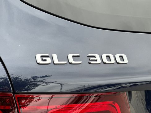 Used 2021 Mercedes-Benz GLC 300 4MATIC image 28