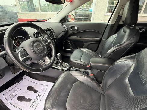Used 2018 Jeep Compass Limited w/ Navigation Group AWD/4WD image 8