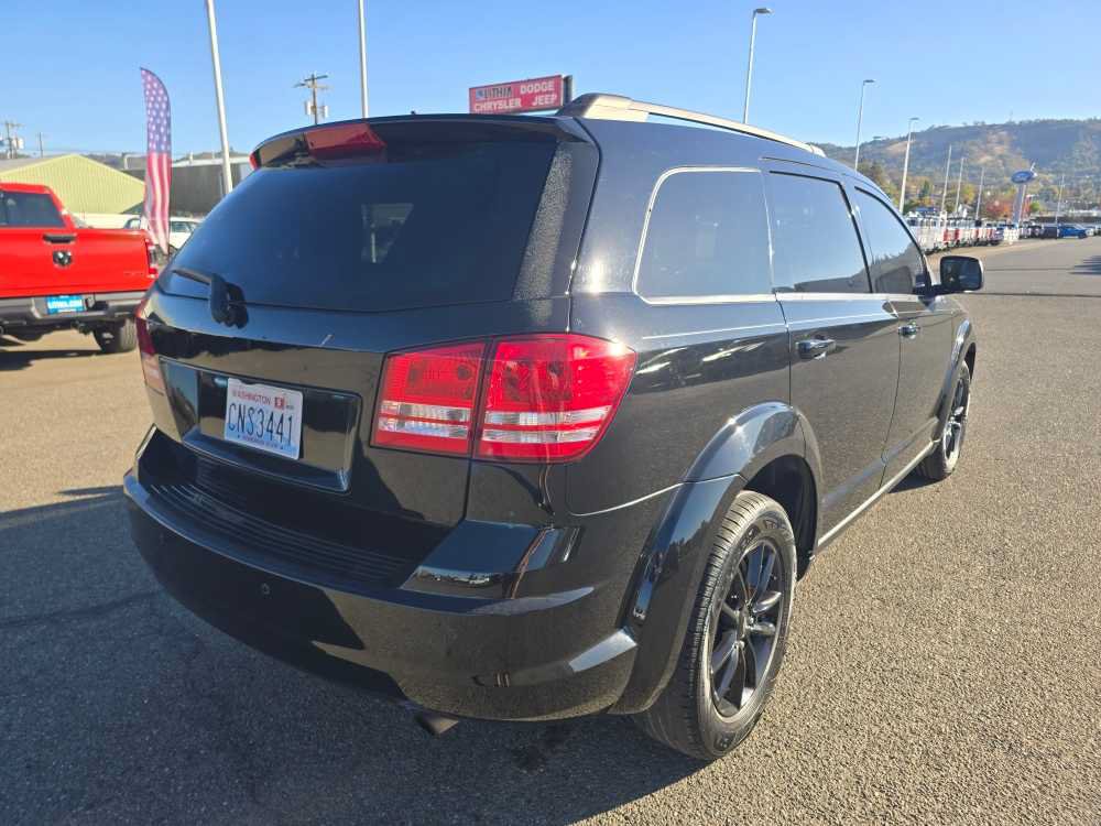 Used 2020 Dodge Journey SE w/ Blacktop Package FWD image 10