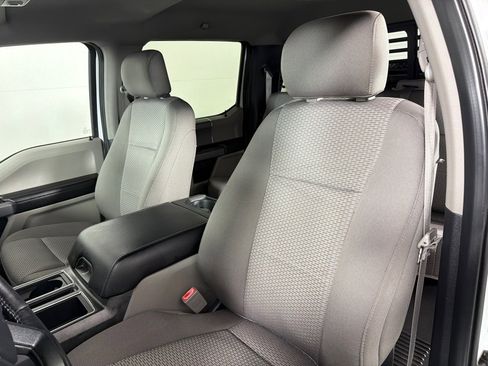 Used 2020 Ford F150 XLT w/ Equipment Group 302A Luxury AWD/4WD image 12