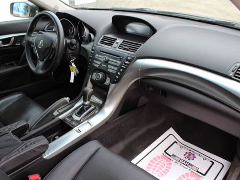 Used 2010 Acura TL SH-AWD image 21
