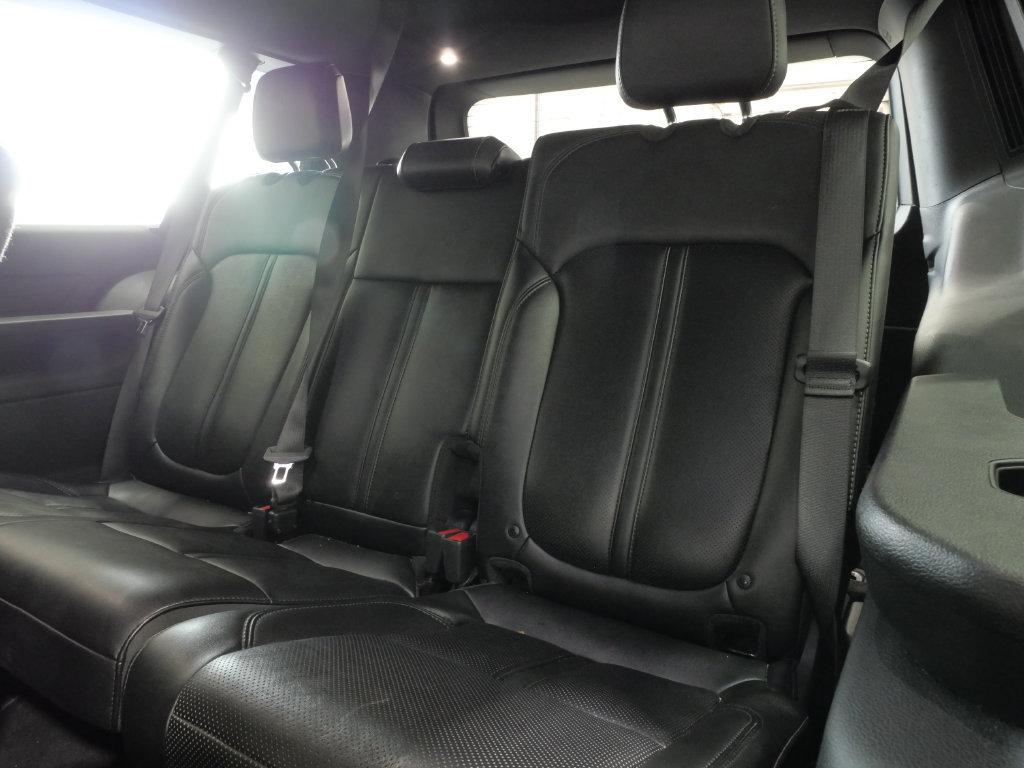 Used 2024 Jeep Wagoneer L Series III w/ Flexible Seating Group AWD/4WD image 21