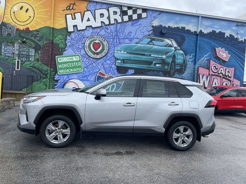 Used 2023 Toyota RAV4 XLE w/ Convenience Package AWD/4WD image 2