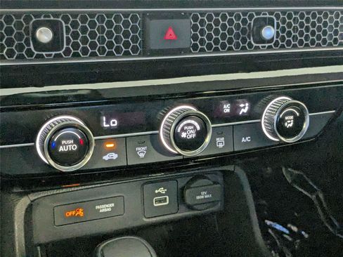 Used 2022 Honda Civic Sport image 20