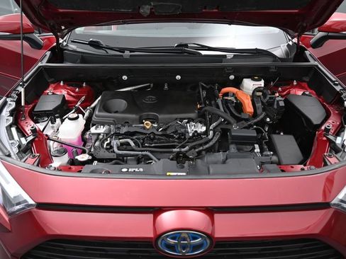 Certified 2024 Toyota RAV4 XLE Premium AWD/4WD image 36
