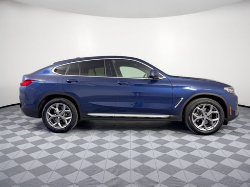 Used 2025 BMW X4 xDrive30i AWD/4WD image 8