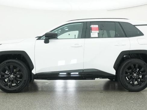 New 2026 Toyota RAV4 SE FWD image 19
