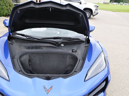 Used 2023 Chevrolet Corvette Z06 image 17