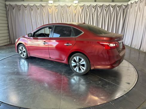 Used 2019 Nissan Sentra SV w/ Special Edition Package FWD image 7
