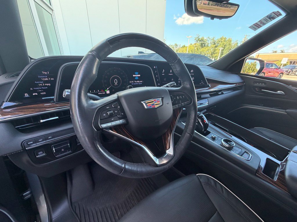 Used 2023 Cadillac Escalade Premium Luxury w/ Performance Package RWD image 11