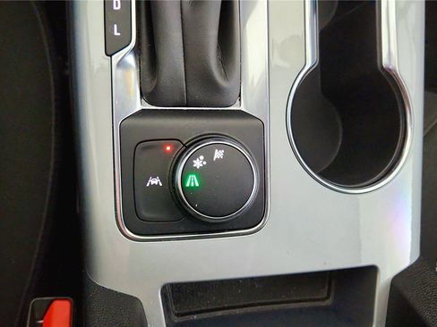 Used 2024 Chevrolet Blazer LT image 40