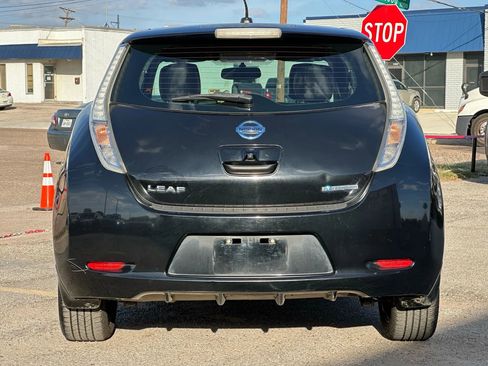 Used 2015 Nissan Leaf SL w/ Premium Package image 6