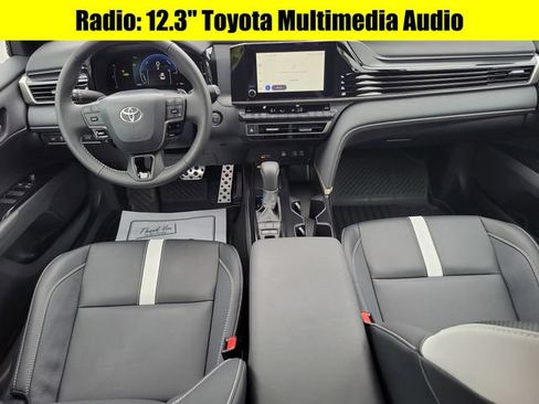 Used 2026 Toyota Camry SE FWD image 8