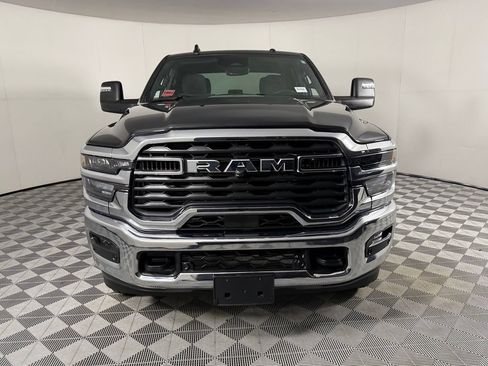 Used 2026 RAM 2500 Big Horn AWD/4WD image 3