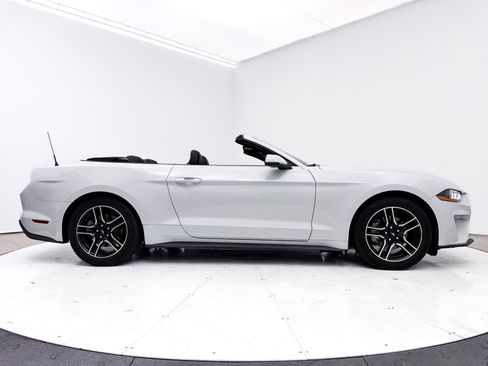 Used 2020 Ford Mustang Premium image 32