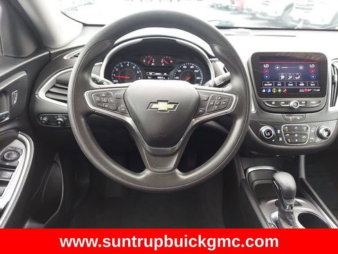Used 2023 Chevrolet Malibu LT image 15