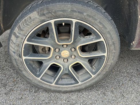 Used 2019 RAM 1500 Laramie image 8