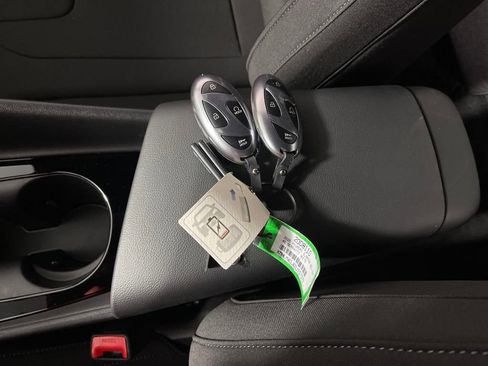 New 2025 Hyundai Elantra SEL image 26