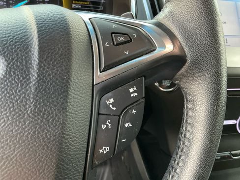 Used 2017 Ford Edge Titanium image 22