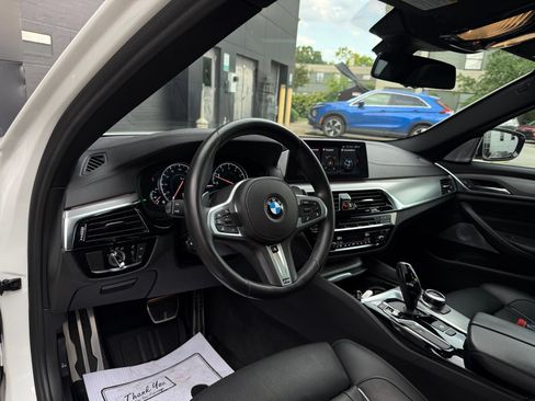 Used 2018 BMW M550i xDrive AWD/4WD image 39