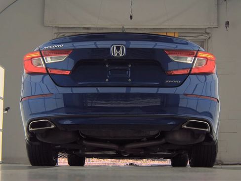 Used 2021 Honda Accord Sport image 7
