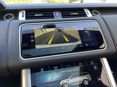 Used 2019 Land Rover Range Rover Sport HSE AWD/4WD image 7