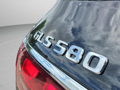 Certified 2026 Mercedes-Benz GLS 580 4MATIC image 32