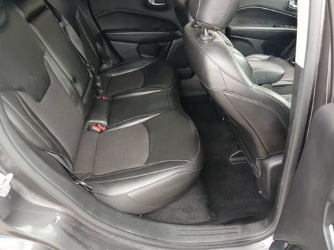 Used 2021 Jeep Compass Latitude FWD image 19