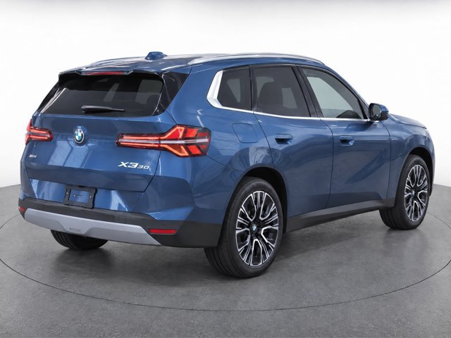 Used 2026 BMW X3 xDrive30i w/ Premium Package AWD/4WD image 3