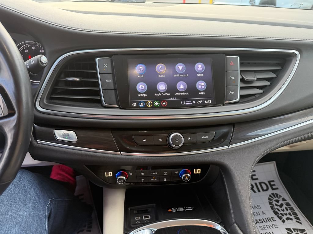 Used 2023 Buick Enclave Essence w/ Experience Buick Package AWD/4WD image 18