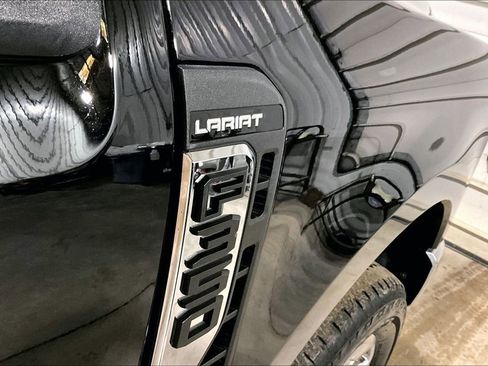 Used 2024 Ford F350 Lariat w/ Lariat Ultimate Package image 27